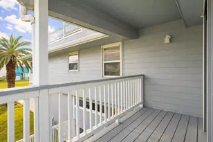 13026 John Reynolds Rd, Galveston, TX 77554 - Photo 25