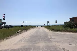 13026 John Reynolds Rd, Galveston, TX 77554 - Photo 29