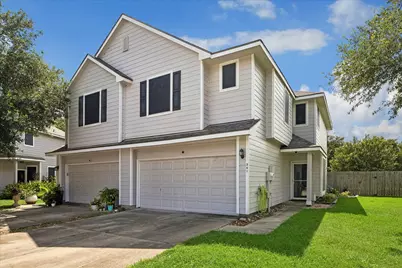 341 Capella Oaks Lane, Dickinson, TX 77539 - Photo 1