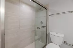 2350 Bering Dr, Houston, TX 77057 - Photo 3