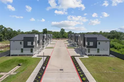 3522 Mansfield Building F Street #B, Houston, TX 77091 - Photo 1