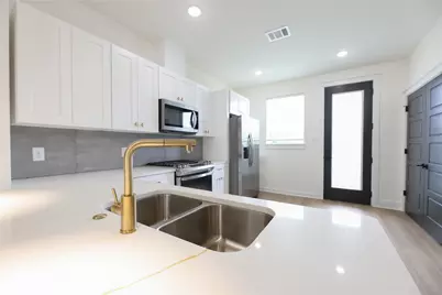 3522 Mansfield Building F Street #B, Houston, TX 77091 - Photo 7