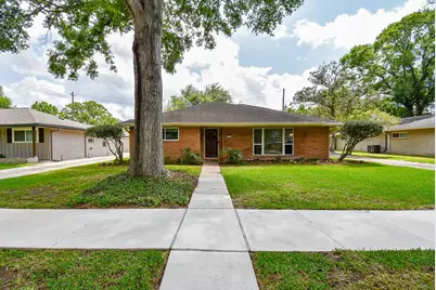 5727 Arboles Drive, Houston, TX 77035 - Photo 1