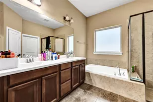12739 Bridle Springs Ln, Houston, TX 77044 - Photo 13