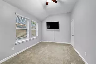12739 Bridle Springs Ln, Houston, TX 77044 - Photo 15