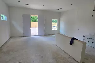 5601 Nielan St, Houston, TX 77028 - Photo 3