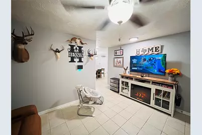 2 Travis Court, Angleton, TX 77515 - Photo 5