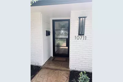 10711 Ella Lee Lane, Houston, TX 77042 - Photo 3