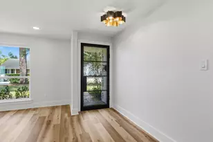 10711 Ella Lee Ln, Houston, TX 77042 - Photo 7