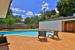 10711 Ella Lee Ln, Houston, TX 77042 - Photo 41