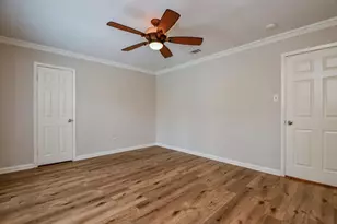 10706 Inwood Dr, Houston, TX 77042 - Photo 21