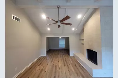 10706 Inwood Drive, Houston, TX 77042 - Photo 9