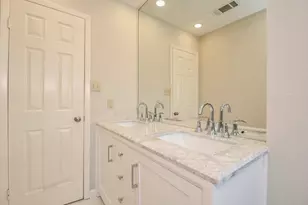 10706 Inwood Dr, Houston, TX 77042 - Photo 19