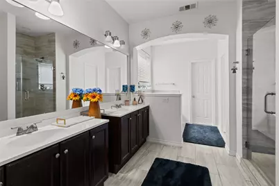 10902 Spruce Drive N, La Porte, TX 77571 - Photo 17