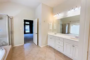 13014 Barkley Bend Ln, Houston, TX 77044 - Photo 15