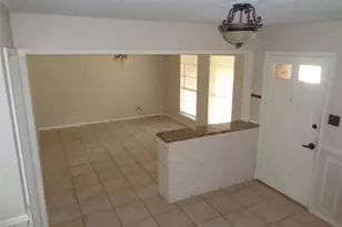 11215 Mayfield Rd, Houston, TX 77043 - Photo 3