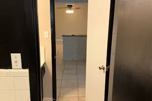 11215 Mayfield Rd, Houston, TX 77043 - Photo 17