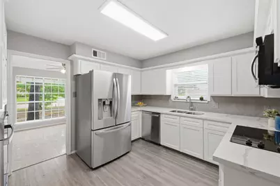 15106 Parkville Drive, Houston, TX 77068 - Photo 11
