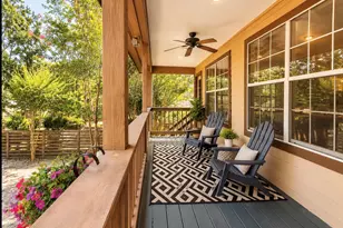 211 Shenandoah Dr, Shenandoah, TX 77381 - Photo 7