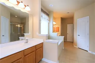 6815 Clemson Ln, Sugar Land, TX 77479 - Photo 21