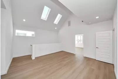 9146 Besos Lane, Houston, TX 77051 - Photo 21