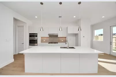 9146 Besos Lane, Houston, TX 77051 - Photo 13