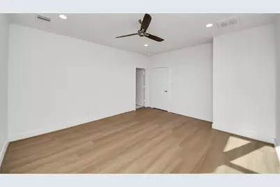 9146 Besos Lane, Houston, TX 77051 - Photo 27