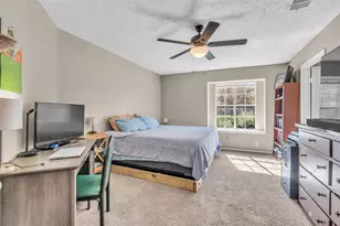 13707 Eastbourne Dr, Houston, TX 77034 - Photo 11