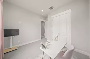 4466 W Tidwell Rd, Houston, TX 77091 - Photo 33