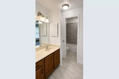 2103 Place Rebecca Lane #D5, Houston, TX 77090 - Photo 5