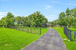 13320 County Rd 184, Alvin, TX 77511 - Photo 5