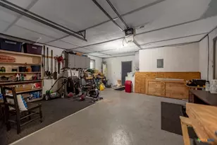 502 Ave G, El Campo, TX 77437 - Photo 39