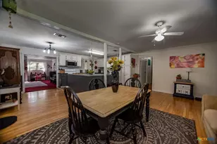 502 Ave G, El Campo, TX 77437 - Photo 17