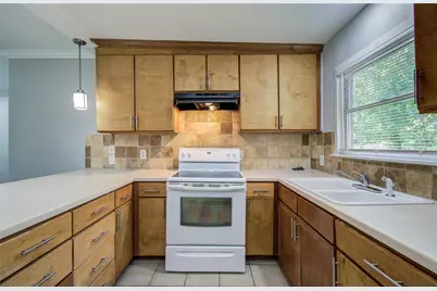 6830 New York Street, Houston, TX 77021 - Photo 9