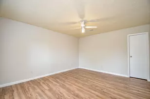 7623 Kite Hill Dr, Houston, TX 77041 - Photo 17