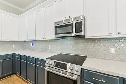 8816 Hollywood Garden Lane, Houston, TX 77080 - Photo 11