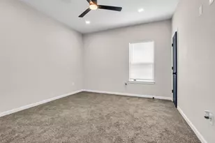 8529 Dosia St, Houston, TX 77051 - Photo 19