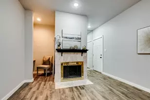 1915 Augusta Dr, Houston, TX 77057 - Photo 9