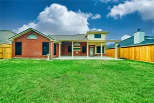 8942 Norham Dr, Houston, TX 77083 - Photo 45