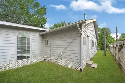 14336 Victoria Street, Houston, TX 77015 - Photo 5