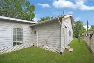 14336 Victoria St, Houston, TX 77015 - Photo 5