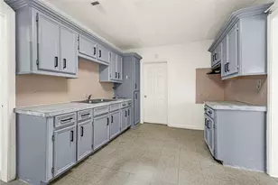 14336 Victoria St, Houston, TX 77015 - Photo 9