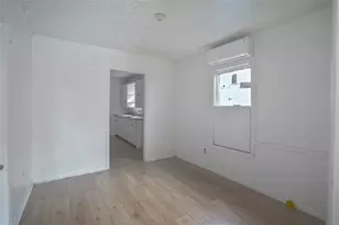 3003 Amboy St, Houston, TX 77026 - Photo 3