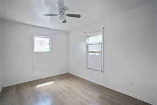 3003 Amboy St, Houston, TX 77026 - Photo 5