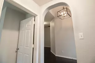 303 Burris Park Dr, Spring, TX 77373 - Photo 17