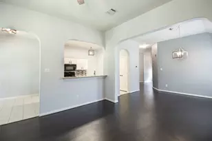 303 Burris Park Dr, Spring, TX 77373 - Photo 5