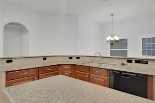 11511 Timberly Park Ln, Cypress, TX 77433 - Photo 9