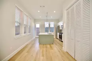 4003 Yale St, Houston, TX 77018 - Photo 7