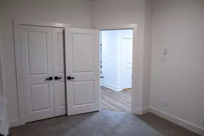 8805 Parkway Drive, Houston, TX 77088 - Photo 13