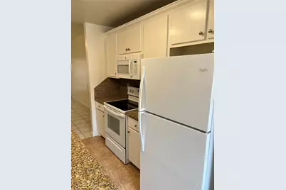 712 N Sharp Street, Franklin, TX 77856 - Photo 7